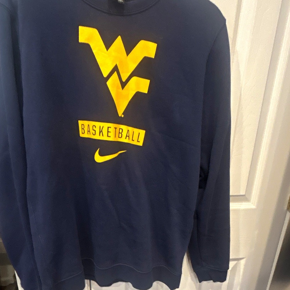 Nike West Virginia Mountaineers Basketball Crewneck Sweatshirt Navy/Yellow med